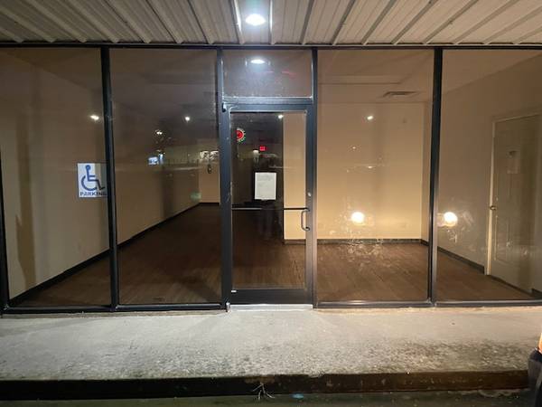 $1,200 / 1000ft2 - 1k sq ft Office Space Available for Immediate Rent (Kingston)64213528960387121