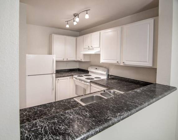 $2,230 / 3br - 1021ft2 - Recycling, Convenient to Highway 410, Dishwasher, On-Site Maintenance (Enumclaw)63995109544707122