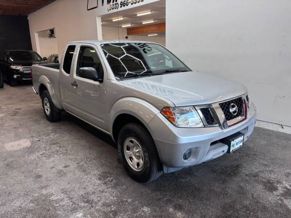 2017 Nissan Frontier King Cab - Photo 2