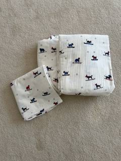 NEW Flannel Sheets Queen size Christmas Dogs & Snowflakes 1