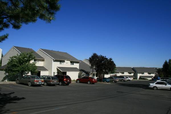 $1 / 2br - 850ft2 - LOW INCOME ***TWO BEDROOM TOWNHOUSES WILL BE AVAILABLE SOON!*** (MOSCOW)63980820786051120