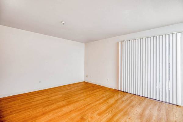 $352 / 2 habitaciones - 807 pies cuadrados - ¡Increíbles comodidades pueden ser tuyas! 2 habitaciones, 1 baño (Shelton)63659746984705123