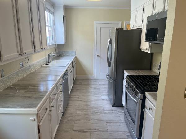 $6,100 / 3br - 3 Dormitorios*3 Baños*Casa en Miraloma Park* (west portal / forest hill)63695784755841123