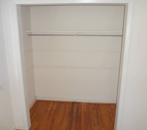 $1,175 / 6br - 165ft2 - Room w/Private Bath in 6BR Downtown House-Wentworth St-Move IN Oct 15 (Downtown Charleson - 185 Wentworth St.)64015946883330121