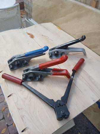 Packing piles, strap tools 1