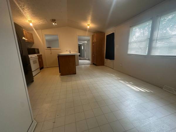 $39,995 / 3br - 1216ft2 - ¡PRECIO REDUCIDO!! Casa de 3 habitaciones/2 baños lista para mudarse (53 Burr Oak Dr. Coopersville)63985938570242123