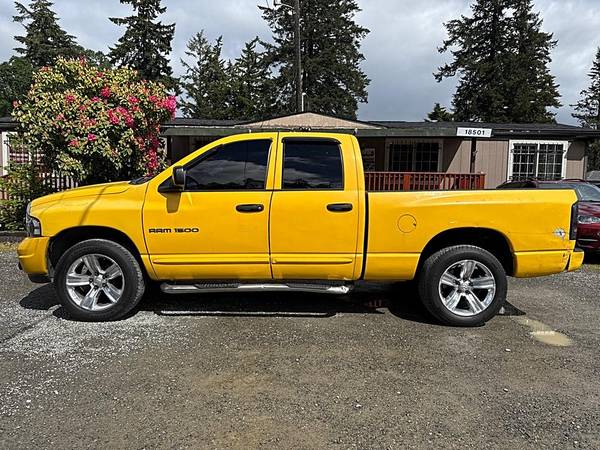 2004 DODGE RAM 1500 ST - $5999.0063623146698369124