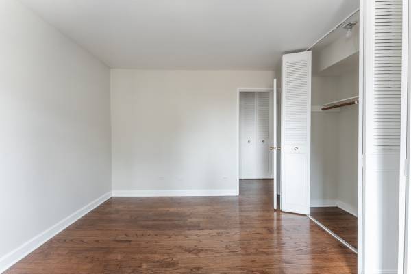 $1,525 / 1br - Amplio de 1 habitación en Edgewater, múltiples servicios incluidos (Edgewater)63898856129922124