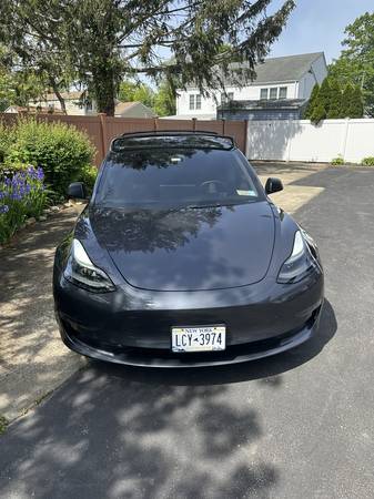 2023 Tesla Model 3 Long Range with Acceleration Boost / 20,000 miles - $28,850 (Bayport)63654710318337121