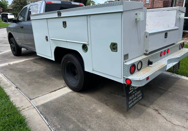 2019 Ram 3500 utility bed - $19,500 (Tomball)63622429571073124