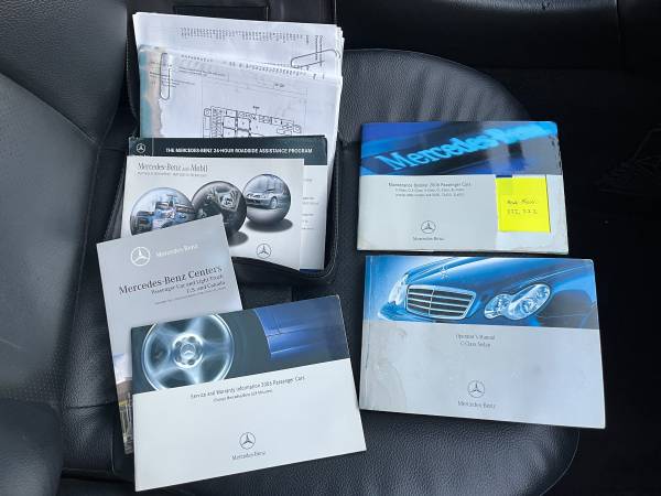 Mercedes-Benz C350 de 2006, color plateado, interior negro, 2 mandos funcionales - 3500 USD (mountain view)63617509200771124