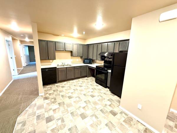 $1,244 / 3br - 1265ft2 - Get your First Month Free, Low Move in Cost. Brand New Large Units (Sandpoint)63969875087234120