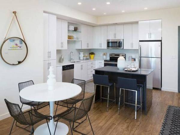 $3,728 / 2br - 980ft2 - Jardín exterior con cancha integrada de bochas, Ascensor (berkeley)63658061898883121