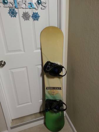 Snow Jam 148cm Snowboard and bindings 1