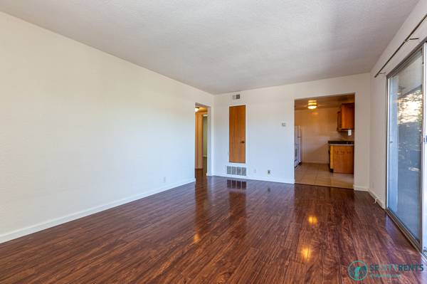 $3,195 / 2br - 2 Bed 1 Ba Apt in San Carlos Hills w/ Large Private Patio *VIDEO TOUR* (san carlos)63682851780097122
