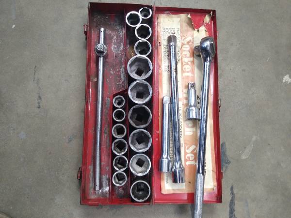 Socket set. 1