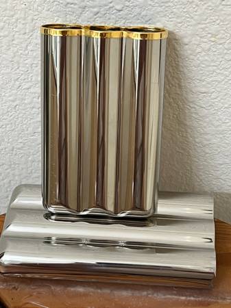 Cigar Holder (3) excellent condition 1
