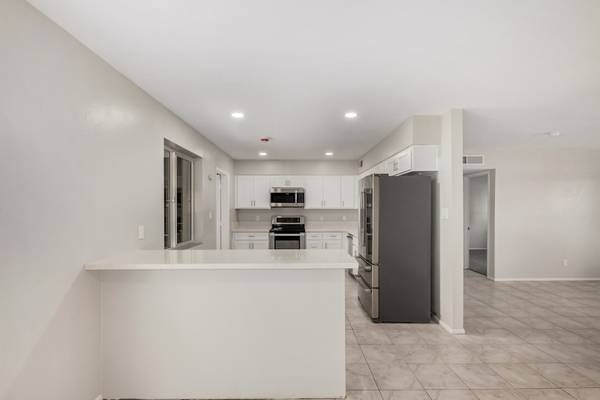 $375,000 / 3br - 1442ft2 - No Banks Needed Finance Available (W Glenn Dr) House For Sale West PHX (West Phoenix AZ)63701054342787124