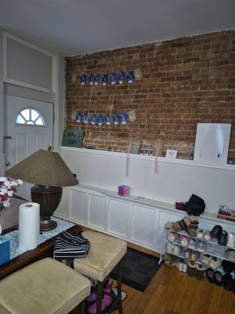 $4,710 / 3br - North End 3 Bed/1 Bath | Cats Negotiable | Near Salem & Prince St (North End)63614178395137124