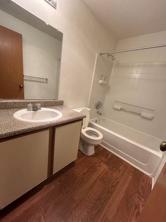 $1,995 / 2br - 934ft2 - Classic style 2bed 2bath on 2rd floor // Lease today (Auburn)63929302406531123