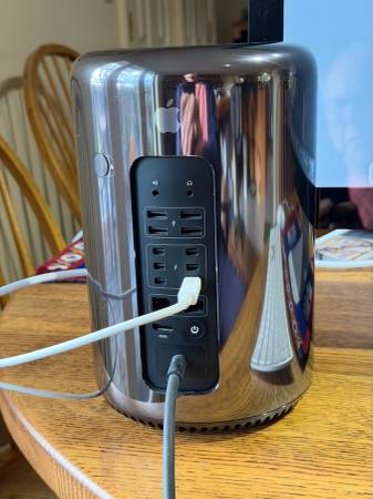 Loaded 2013 Mac Pro and 27