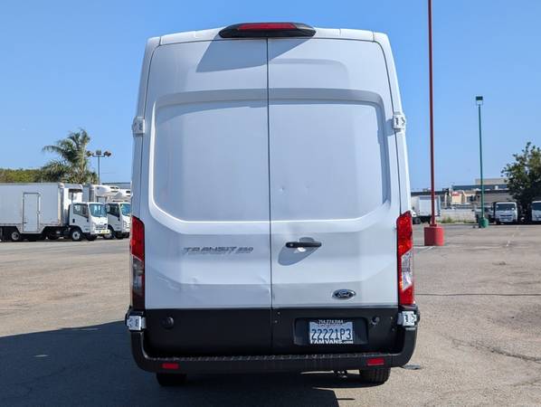 Furgón de carga Ford Transit-250 2022, techo alto, largo extendido - $29,888 (FAM Vans Inc)63613706813057124