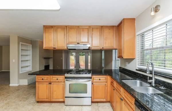 $2150.00 / 3br - 1947ft2 - AWESOME 3 BED PROPERTY FOR RENT63991084077827124