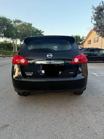 Beautiful 2015 Nissan Rogue AWD - $4,998 (coral springs)63489366556033122