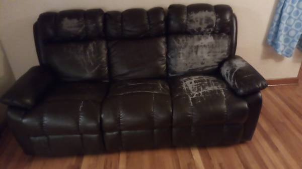 Free couch 1