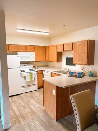 $1,649 / 3br - 1117ft2 - $1,649 / 3br - 1117ft2 - 3 Bedrooms Apartment Available (West Valley City)63674328289025121