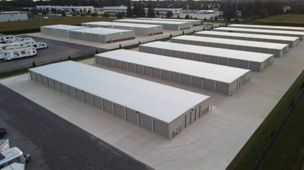 $285 / 350ft2 - Unidad de almacenamiento de 10x35, completamente nueva (Genoa City, WI @ 12/ State Line)63781631381635121
