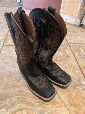 Girls ariat square toe boots 1