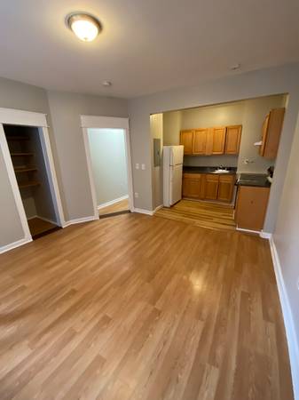 $1275.00 / 2br - 800ft2 - Modern Unit in Hartford | 114 Ashley St | $1275/mo | Avail. 9/1/202563989075582210122