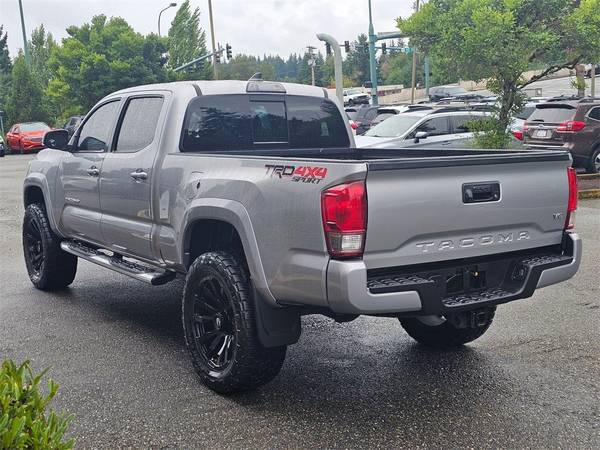 2017 Toyota Tacoma 4x4 4WD Camioneta TRD Sport Cabina Doble - $407 (Pago estimado con OAC†)63437925571713124
