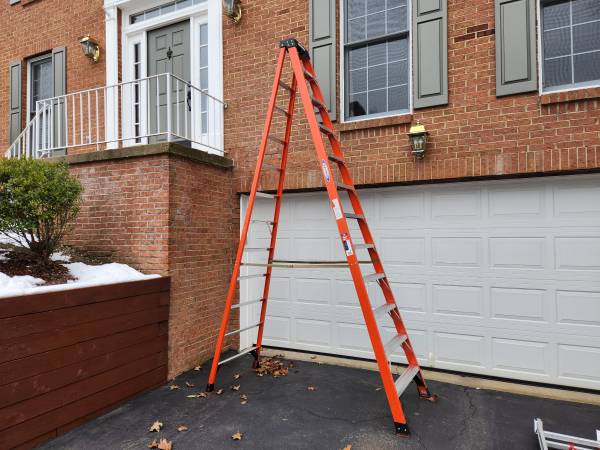Werner 12 ft Step Ladder 1