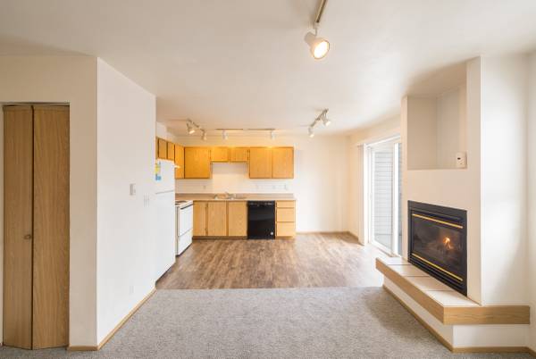 $1,725 / 3br - 1000ft2 - ONE UNIT LEFT! Rowan Grove Apartments - Near WWU Campus (Bellingham)63935190250370124