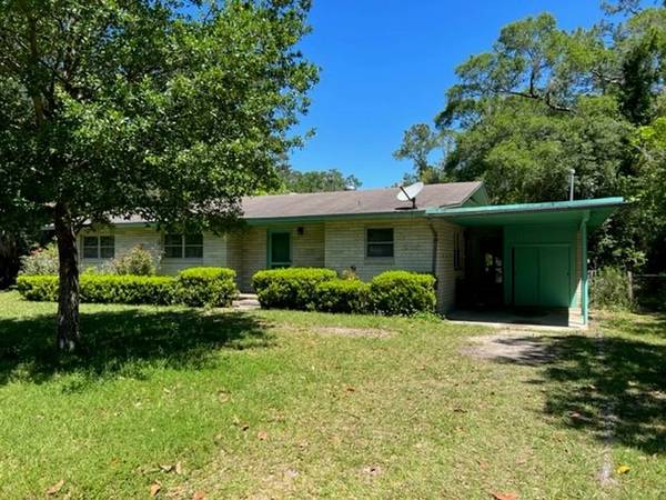 $1,895 / 3br - 1400ft2 - Beautiful 3/2 house on a large fenced lot (Gainesville)63822864574081120