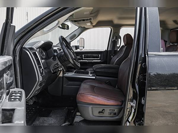 2011 RAM 3500 4WD Crew - Photo 5