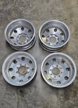 Alcoa Aluminum 16" wheels 1