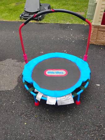 Free Little Tikes Trampoline 1