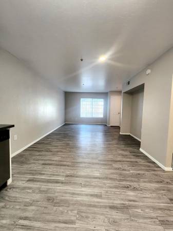 $1,399 / 1br - 670ft2 - 🌞 Tucson 1 Bed Apartment – In-Unit Laundry! (Downtown Tucson)63674963972867121