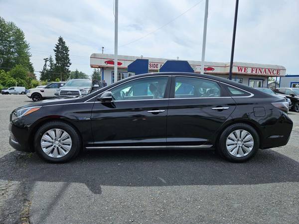 **Super Sale** 2017 Hyundai SONATA Hybrid SE **Financiamos** - $6,999 (#1 Pre-Owned Selection baysideautosales.)63613935069187121