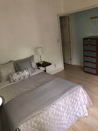 $995 / 1br - ¿Pasante de verano? Habitación privada para estudiante / pasante cerca de USC, excelente ubicación <2 cuadras C (Los Ángeles)63700958182017122