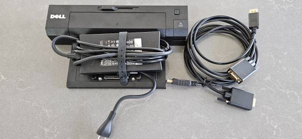 Dell E-Port Plus Dock with 130W Power Adapter and Video Cables 1