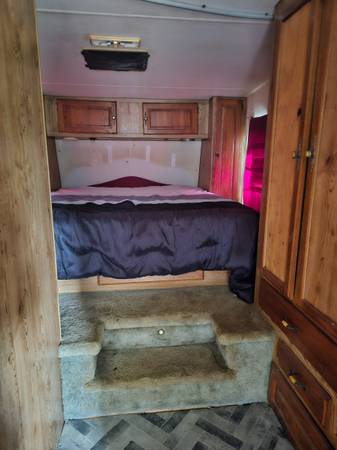 $180 / 1br - River front rv weekly rentals (5196 lindgreen river st)64036534200578121
