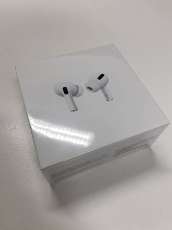 100% AUTHENTIC LIKE NEW AIRPODS PRO 2 MAGSAFE USB-C 1