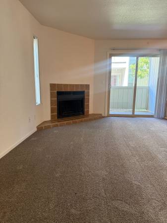 $1,601 / 2br - 940ft2 - Washer/Dryer in Unit63790861508483123