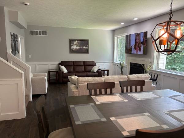 $3,700 / 3br - 3200ft2 - HAMPTON HOUSE Luxury Lodging (Bloomington)63935965937922124