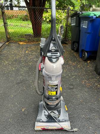 Eureka Vacuum 1