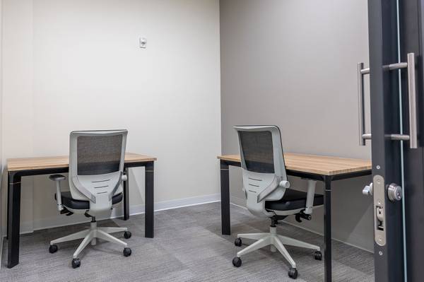 $149 Coworking Space with Premium Amenities in Wauwatosa – Only $149/mo (Wauwatosa)64151640632323121